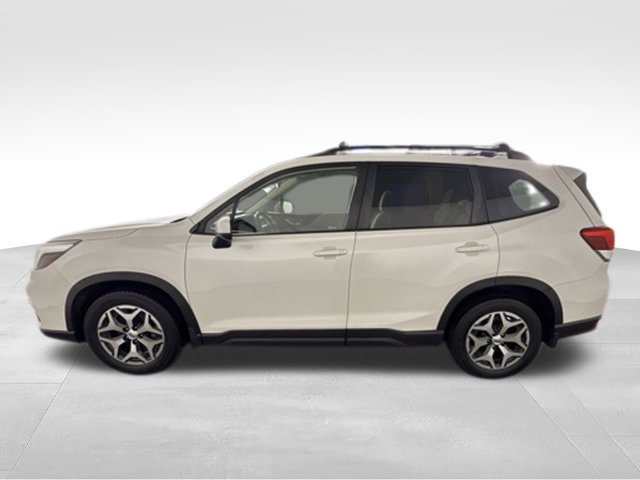 Used 2019 Subaru Forester Premium AWD/4WD image 5