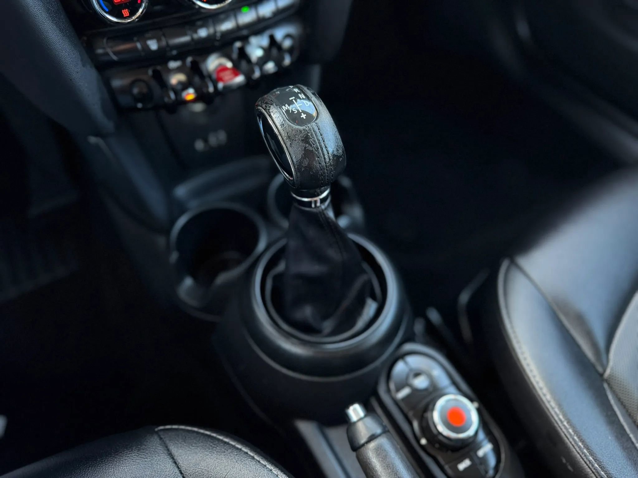 Used 2017 MINI Cooper 2-Door Hardtop image 25