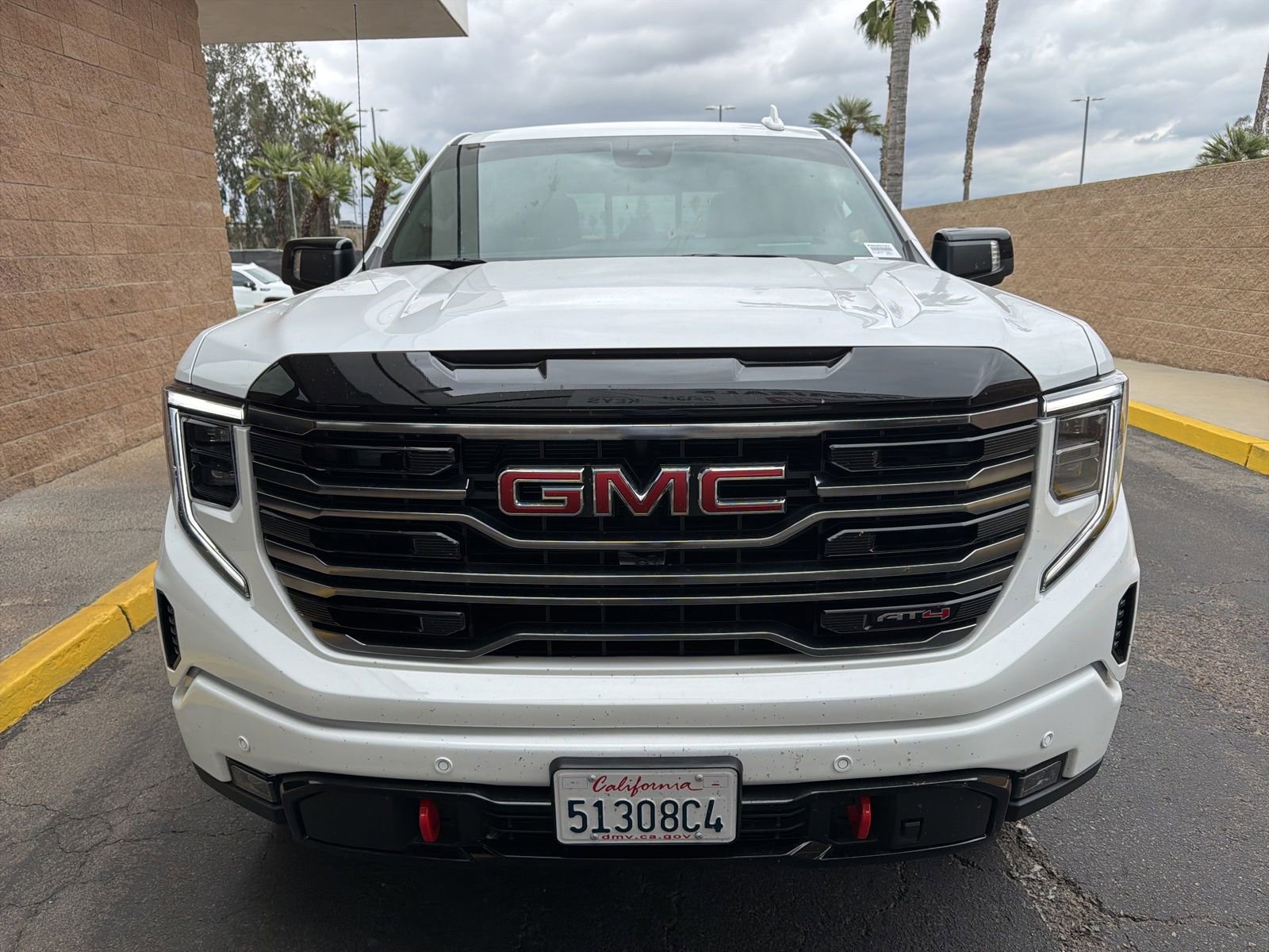 Certified 2025 GMC Sierra 1500 AT4 w/ AT4 Premium Package image 2