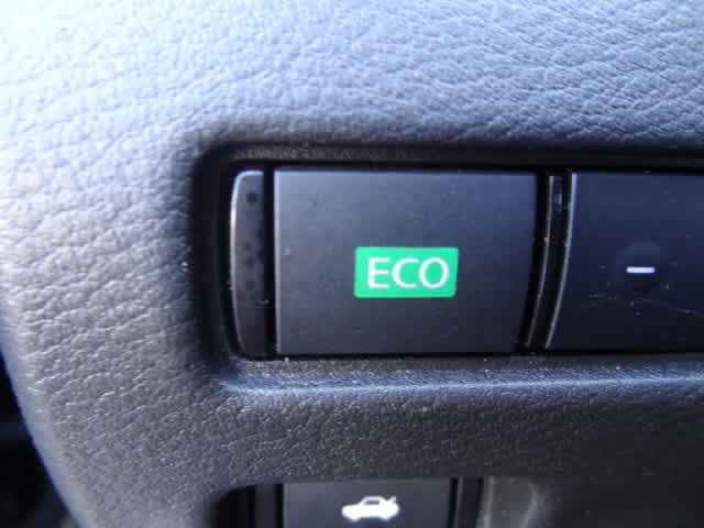 Used 2023 Nissan Sentra SV FWD image 15