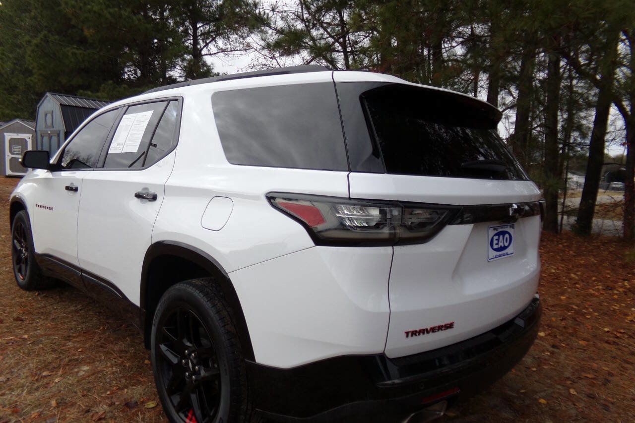 Used 2021 Chevrolet Traverse Premier w/ Redline Edition image 8