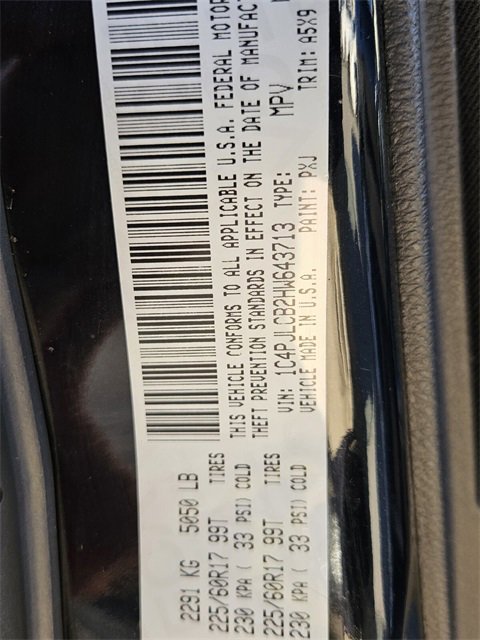 Used 2017 Jeep Cherokee Latitude w/ Comfort/Convenience Group image 13