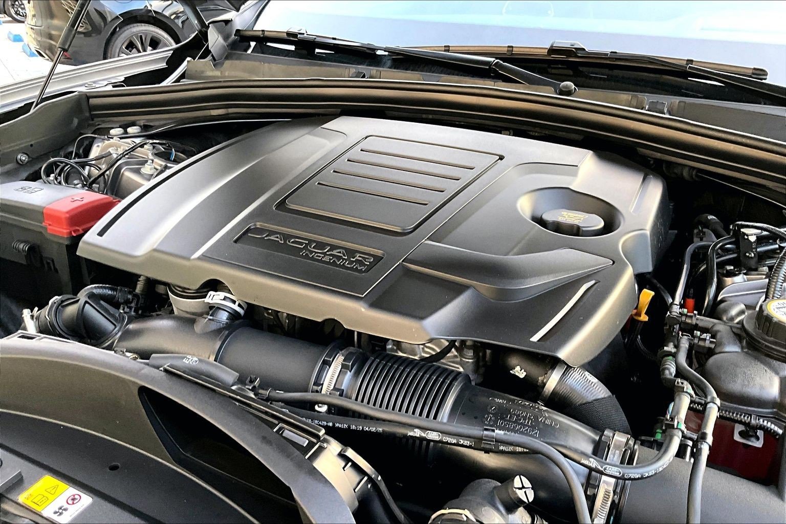 Used 2026 Jaguar F-PACE R-Dynamic S image 31