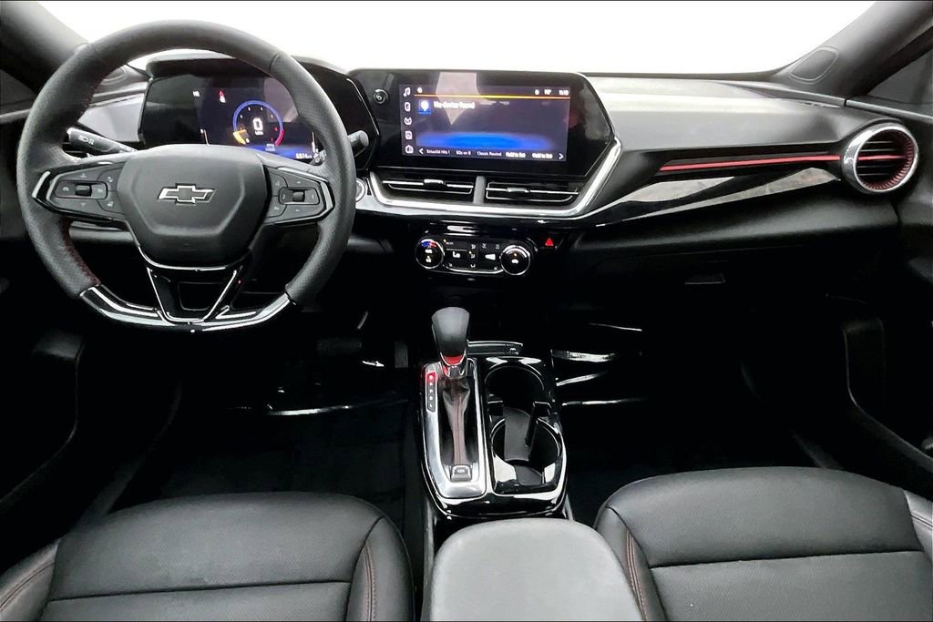 Used 2025 Chevrolet Trax RS w/ Driver Confidence Package image 19