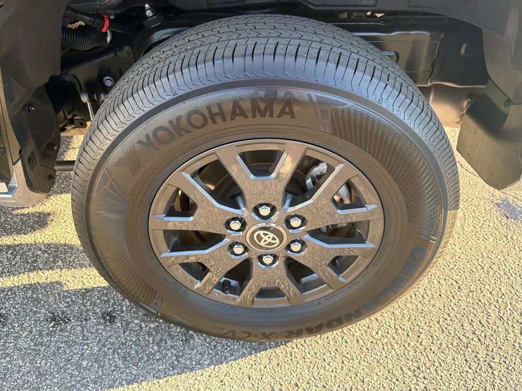 Certified 2025 Toyota 4Runner SR5 image 30