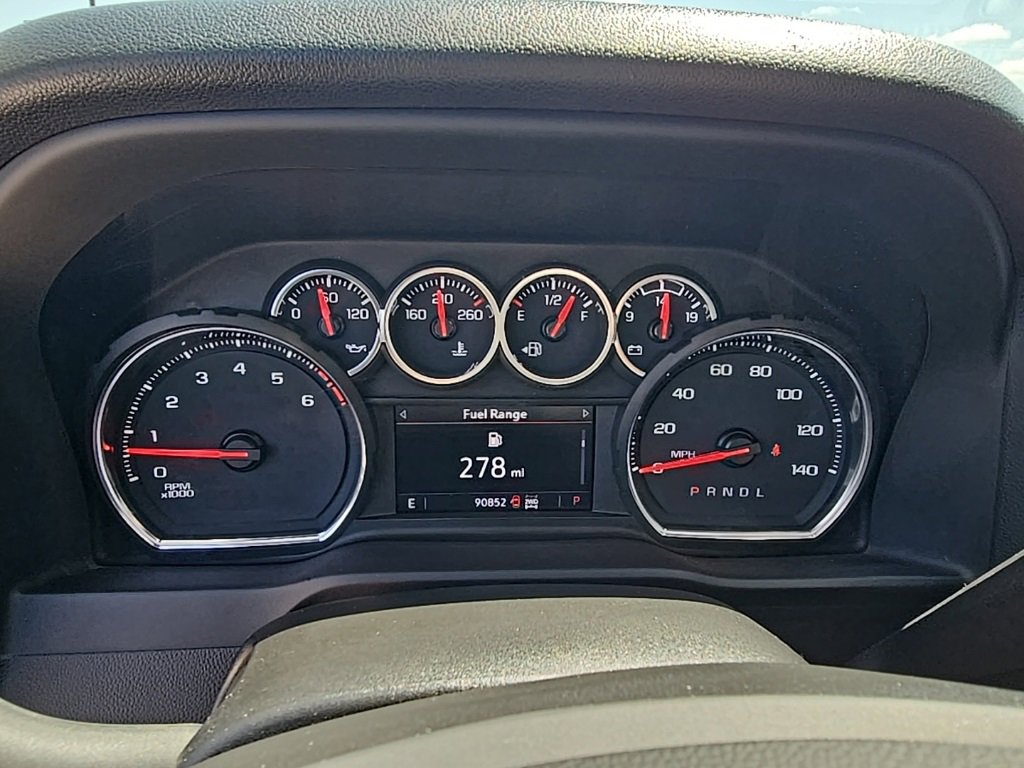 Used 2023 Chevrolet Silverado 2500 Custom w/ Custom Value Package image 19