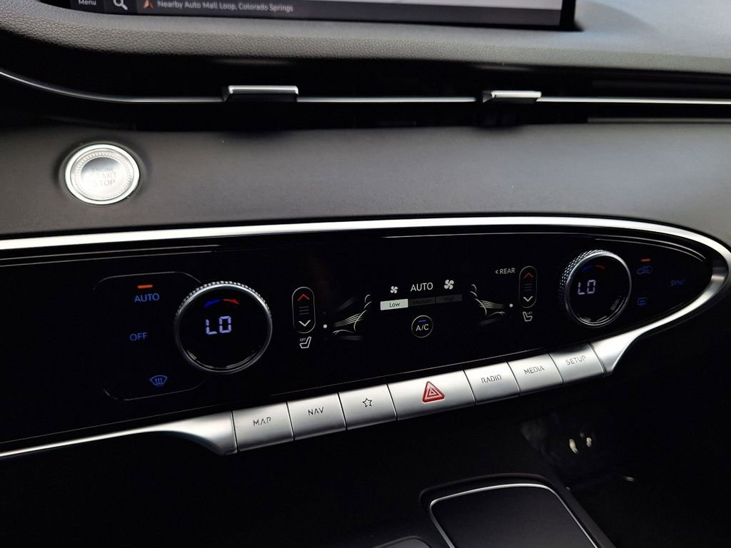 Used 2025 Genesis GV70 2.5T image 24