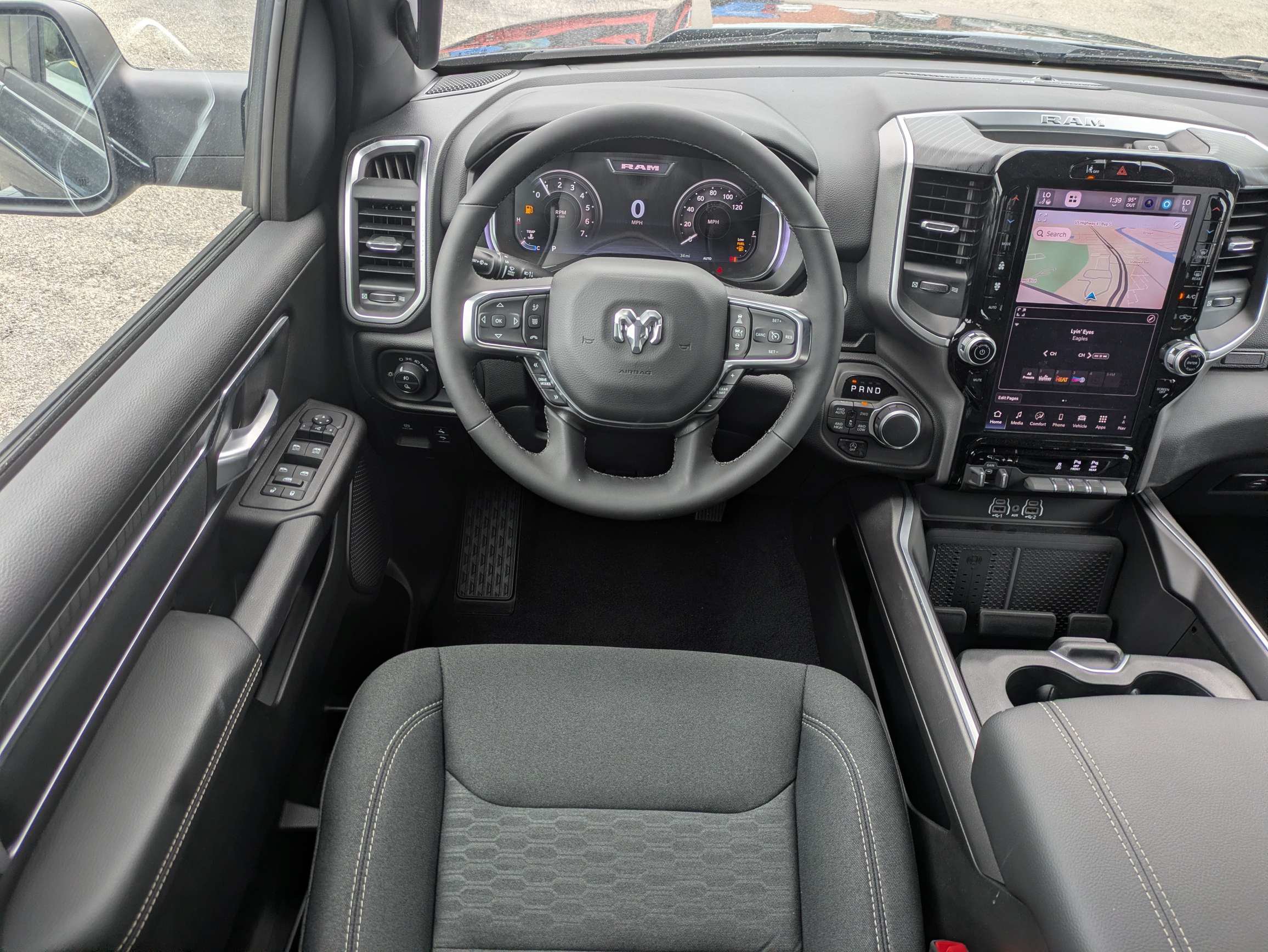 Used 2025 RAM 1500 Big Horn AWD/4WD image 19