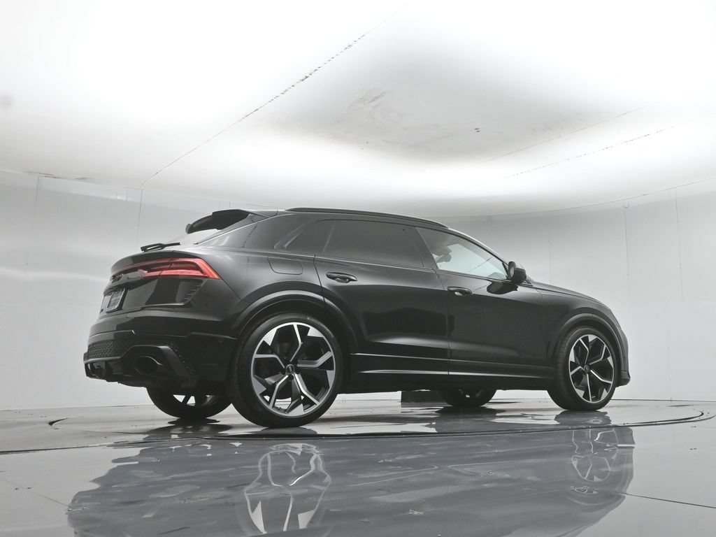 Used 2022 Audi RS Q8 AWD/4WD image 48
