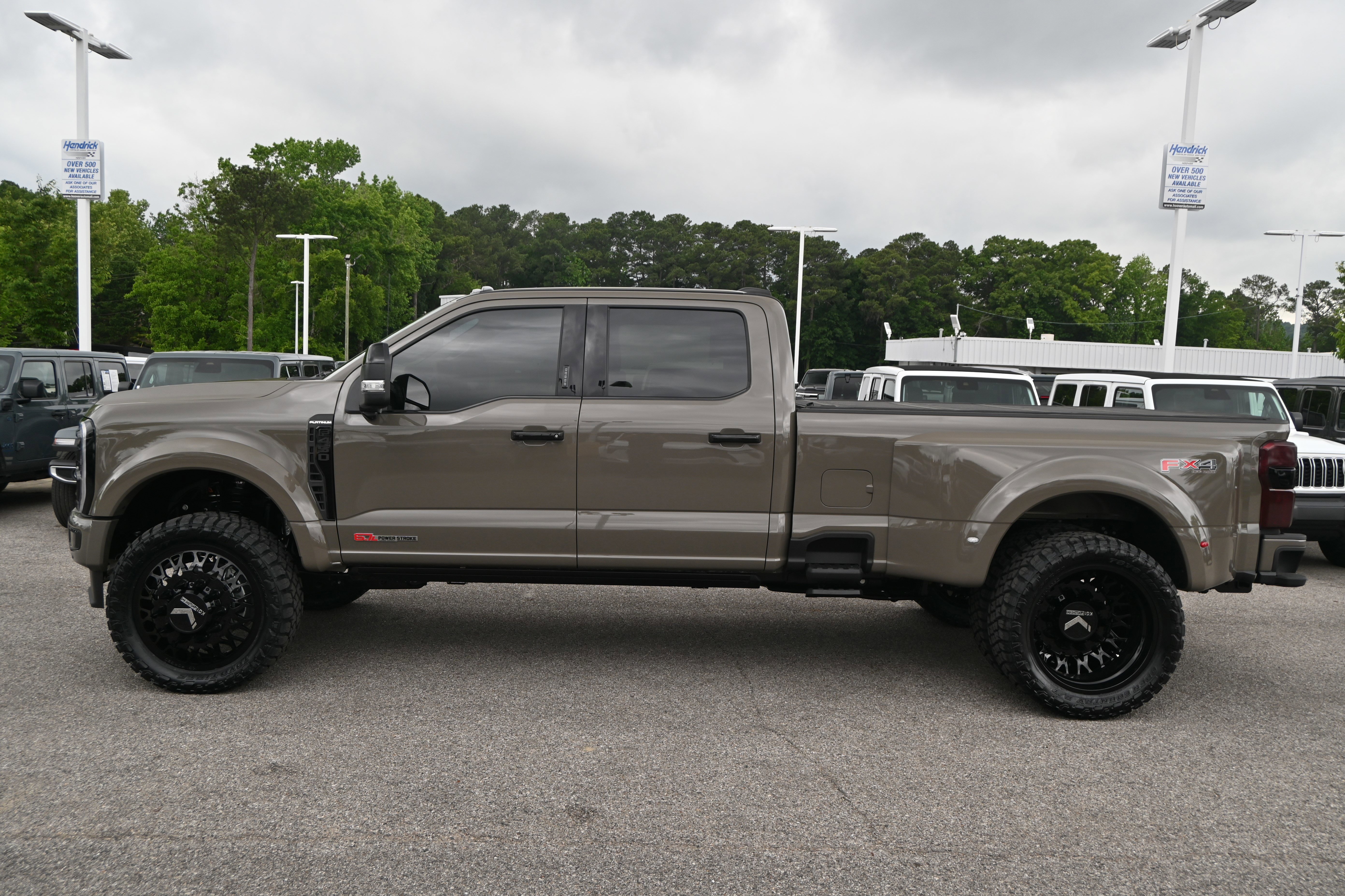Used 2026 Ford F450 Platinum w/ Platinum Plus Package AWD/4WD image 7