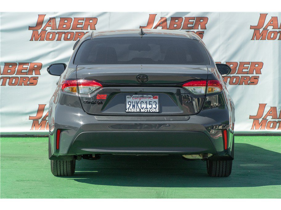 Used 2026 Toyota Corolla LE w/ LE Premium Package FWD image 2