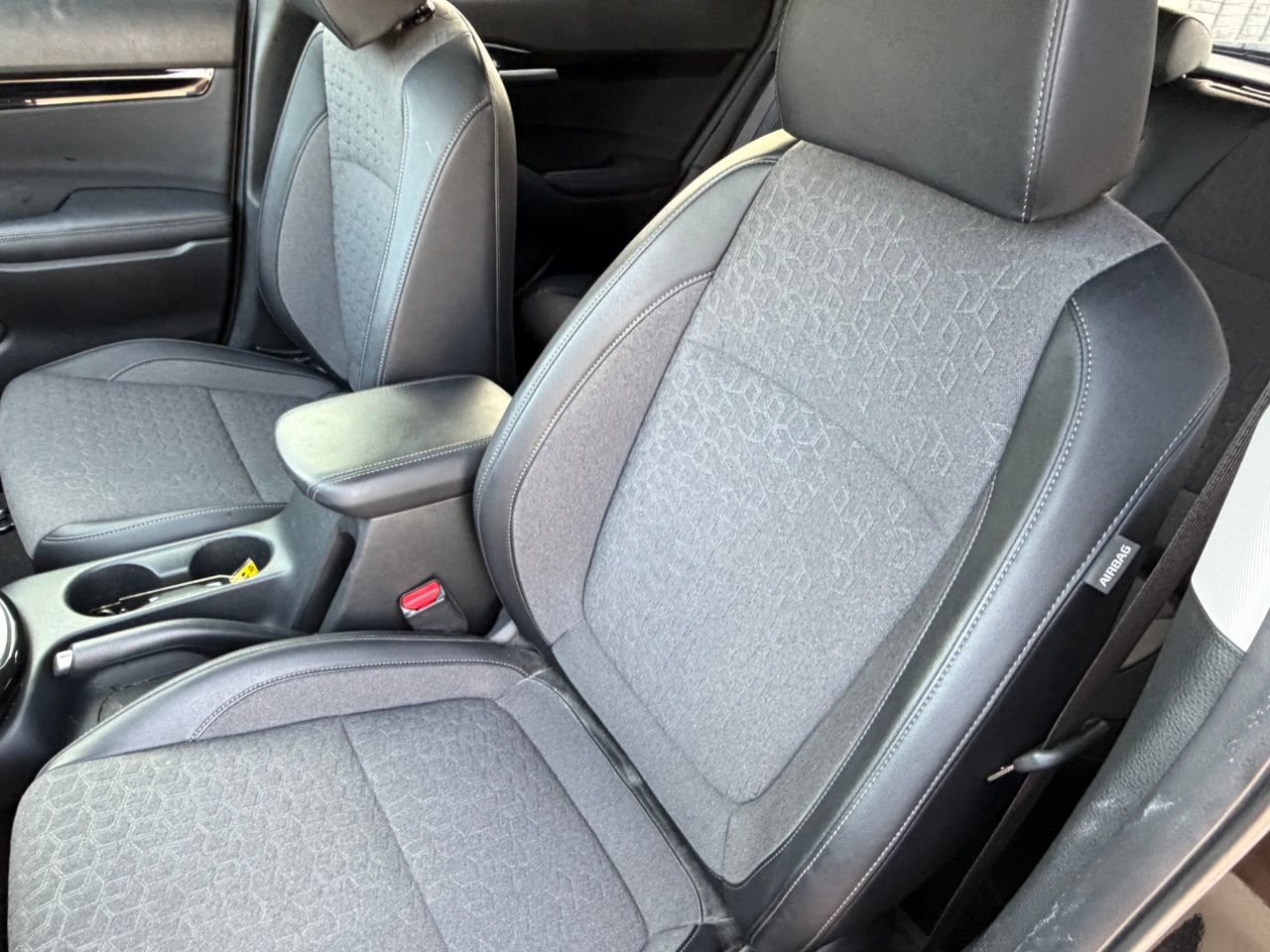 Used 2025 Kia Seltos S FWD image 27