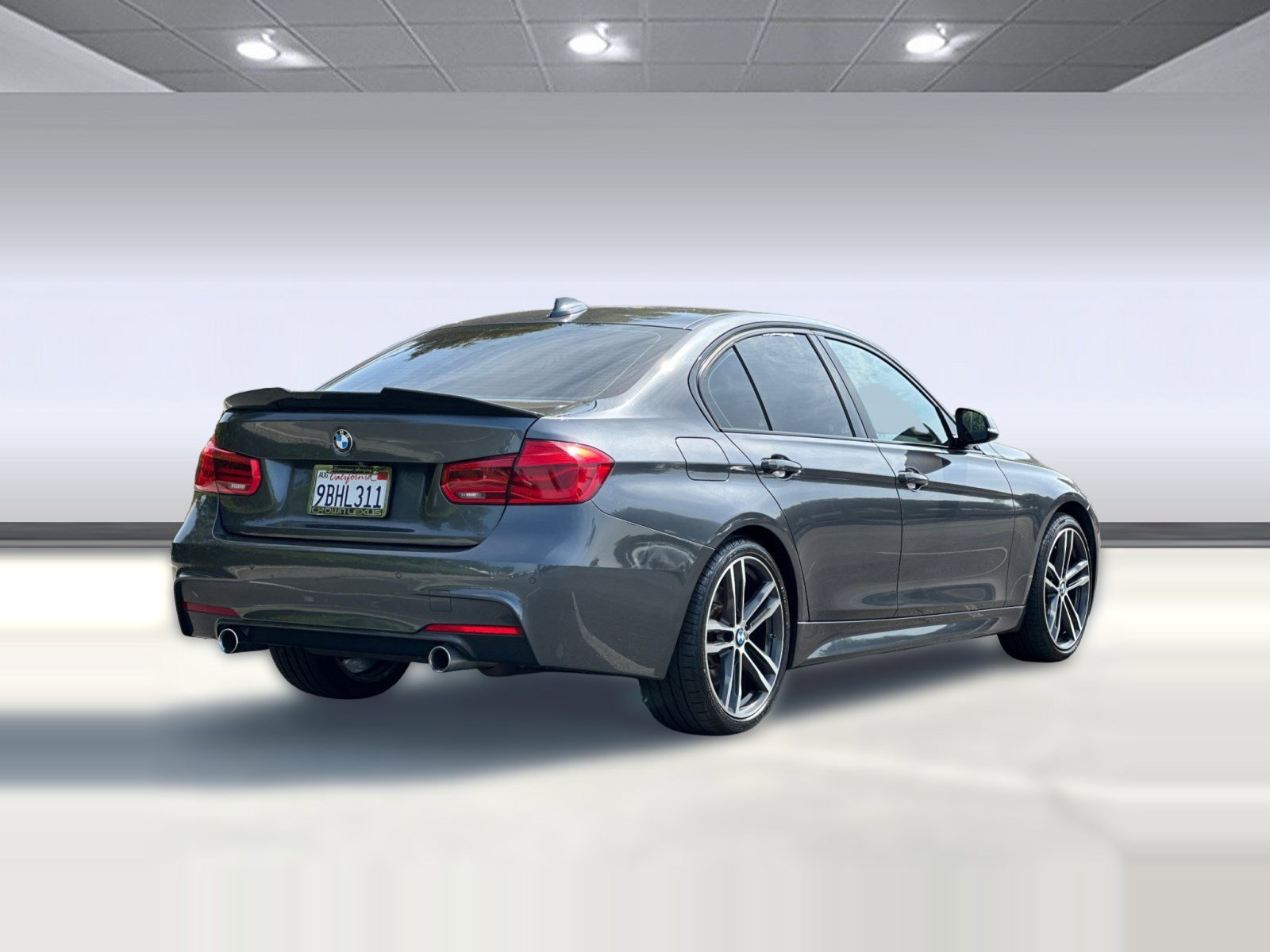 Used 2018 BMW 340i Sedan w/ Premium Package image 8