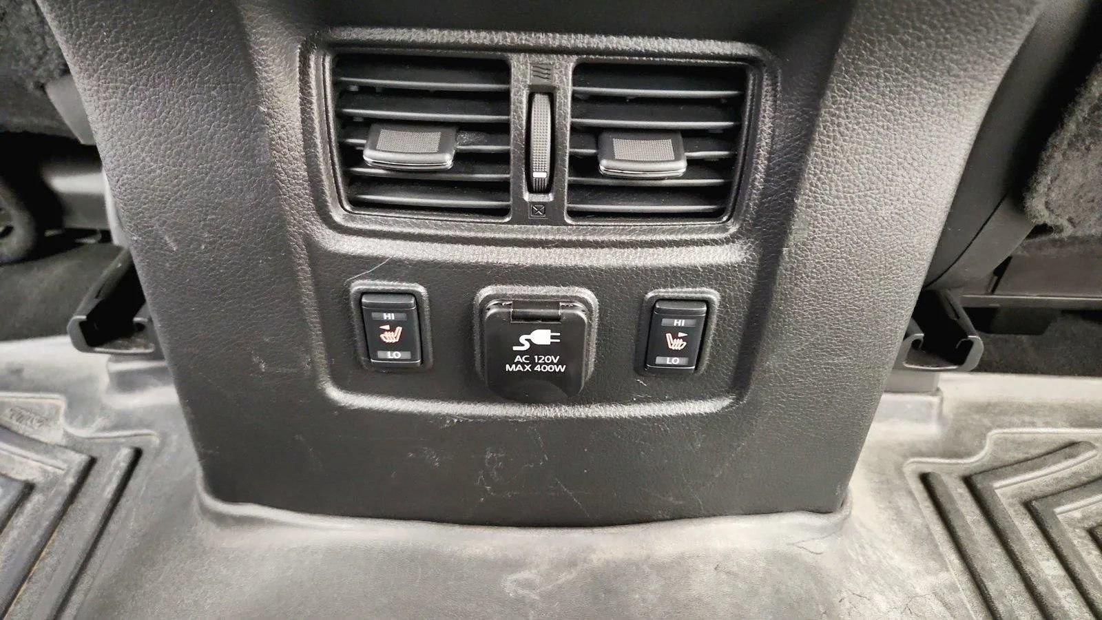 Used 2017 Nissan Titan PRO-4X w/ Pro-4x Convenience Package AWD/4WD image 28