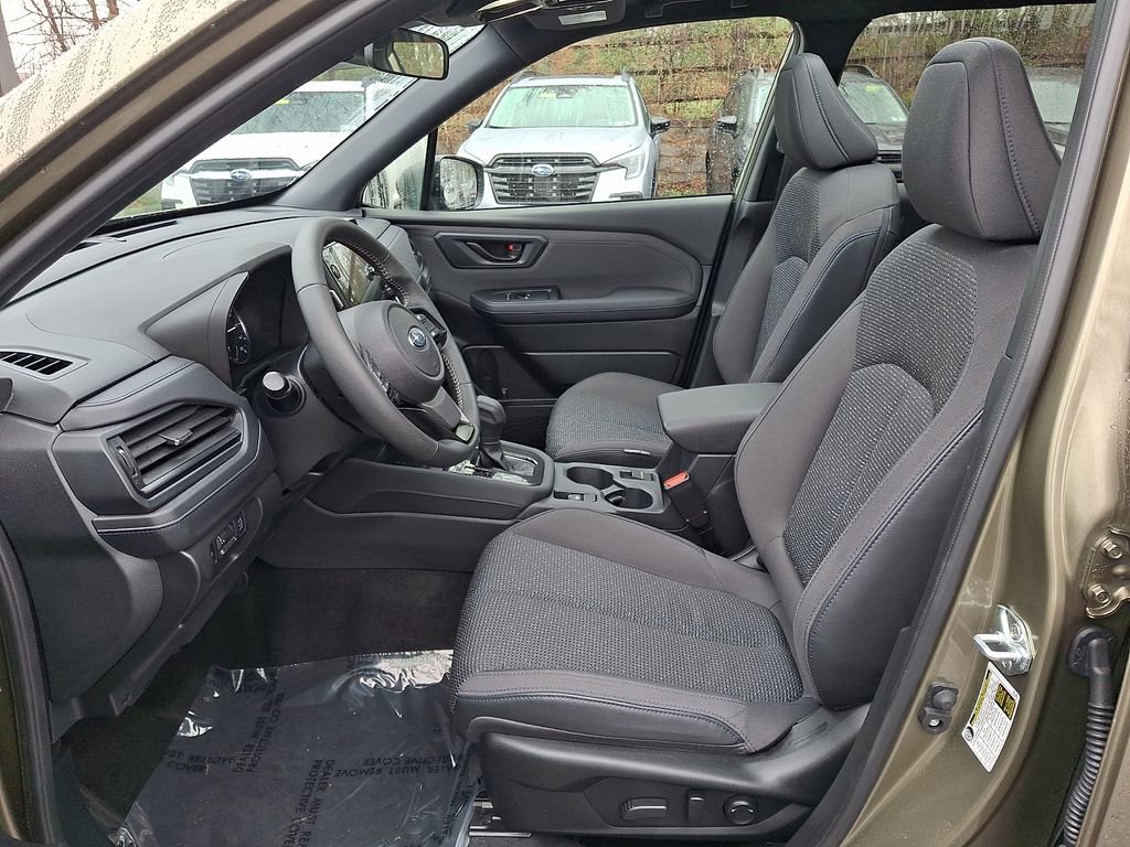 Certified 2025 Subaru Forester Premium AWD/4WD image 15