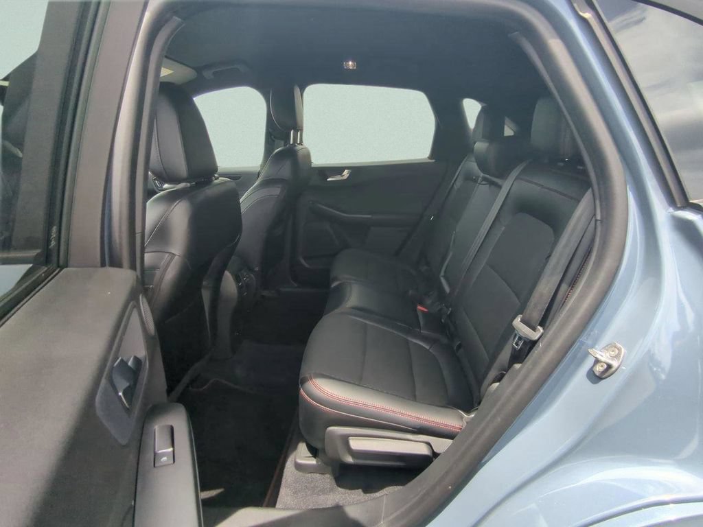 Used 2023 Ford Escape ST-Line Select w/ Tech Pack #2 AWD/4WD image 11