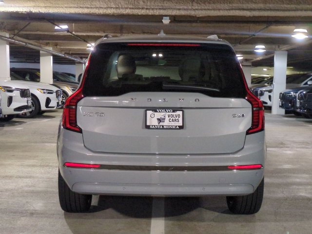 New 2026 Volvo XC90 B6 Ultra w/ Protection Package AWD/4WD image 4