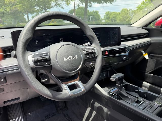 Certified 2025 Kia K5 LXS FWD image 17
