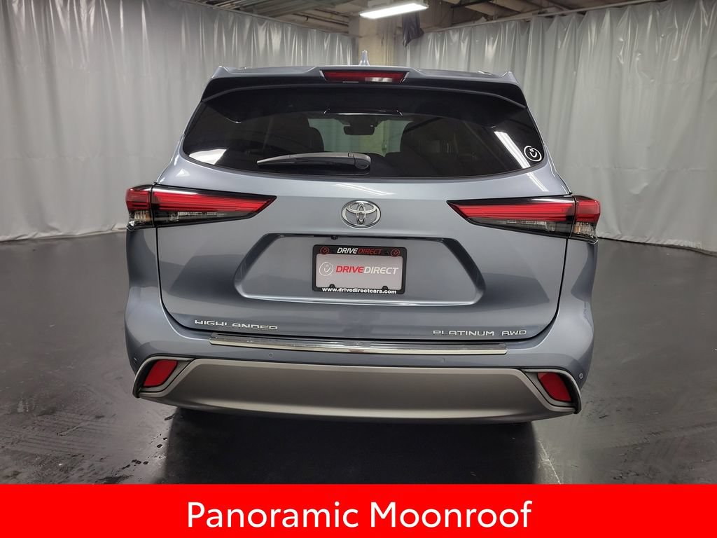 Used 2022 Toyota Highlander Platinum AWD/4WD image 7