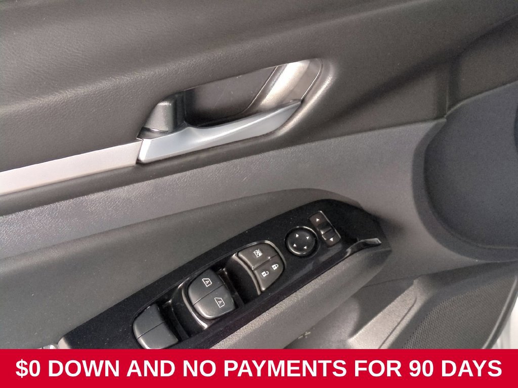 Used 2025 Nissan Altima 2.5 SR FWD image 11