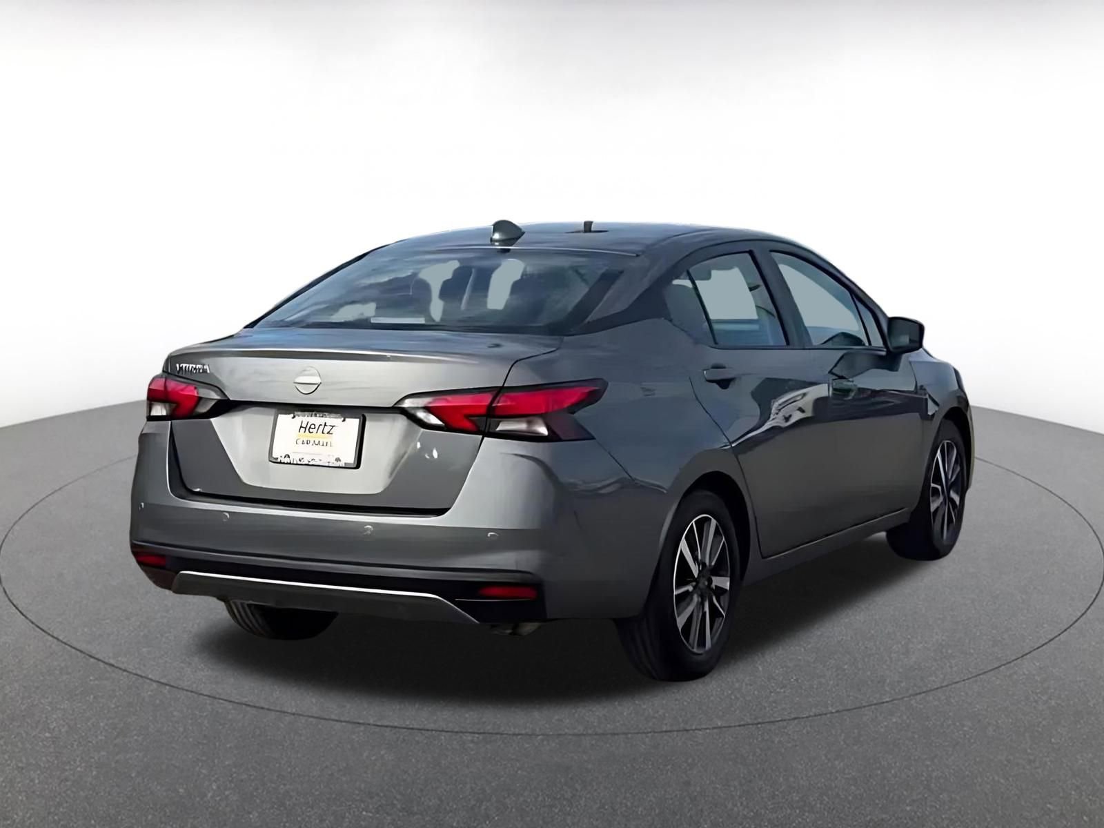 Used 2025 Nissan Versa SV image 14