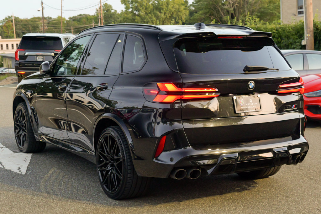 Used 2024 BMW X5 M Competition w/ Executive Package AWD/4WD image 5