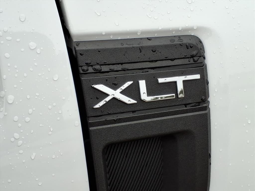 Certified 2022 Ford Maverick XLT w/ Equipment Group 300A Standard image 10