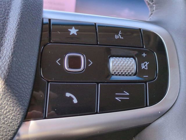Certified 2025 Genesis GV80 2.5T Standard AWD/4WD image 23