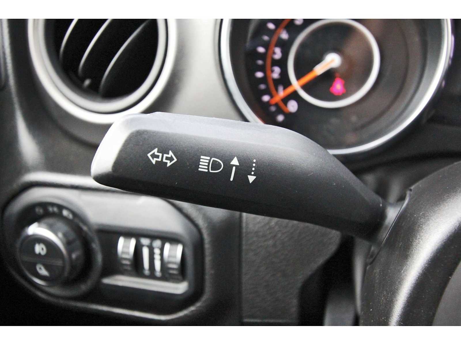 Used 2022 Jeep Gladiator Sport AWD/4WD image 16