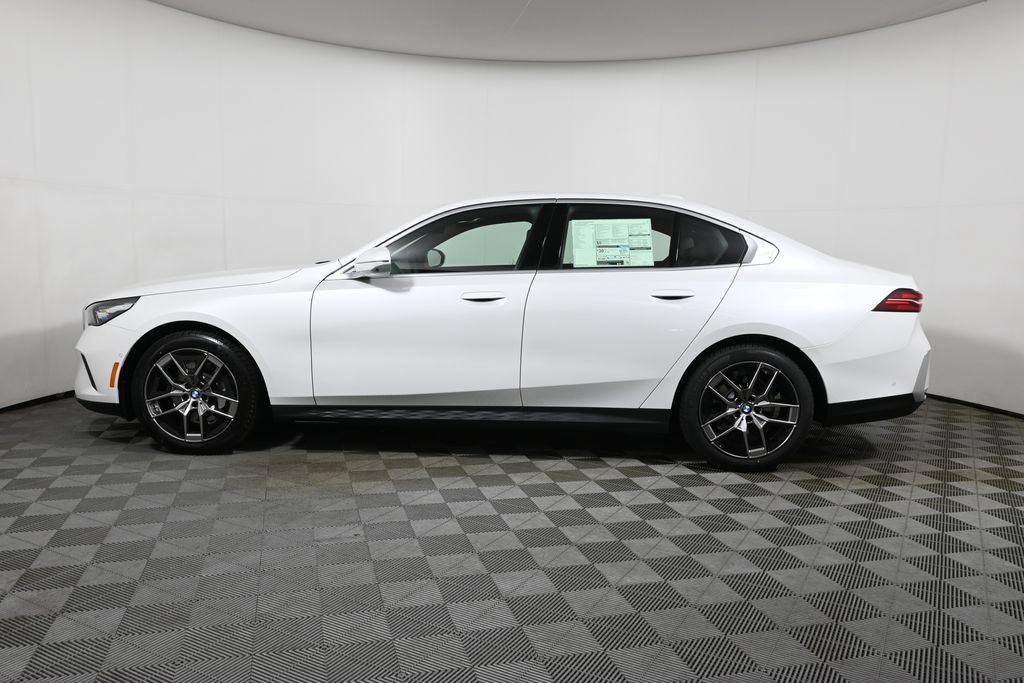 New 2027 BMW 530i xDrive w/ Premium Package AWD/4WD image 2