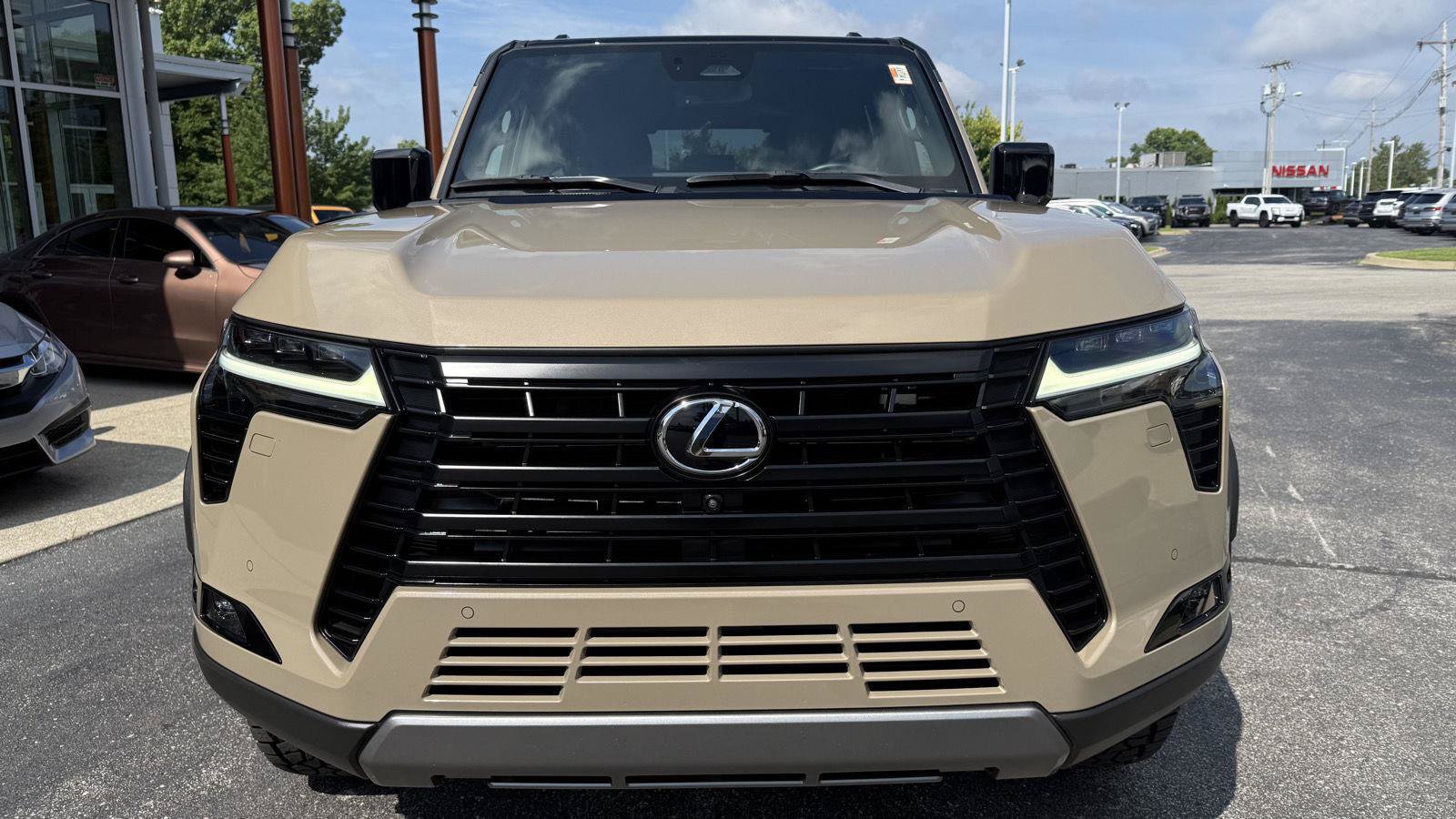 Used 2025 Lexus GX 550 AWD/4WD image 22