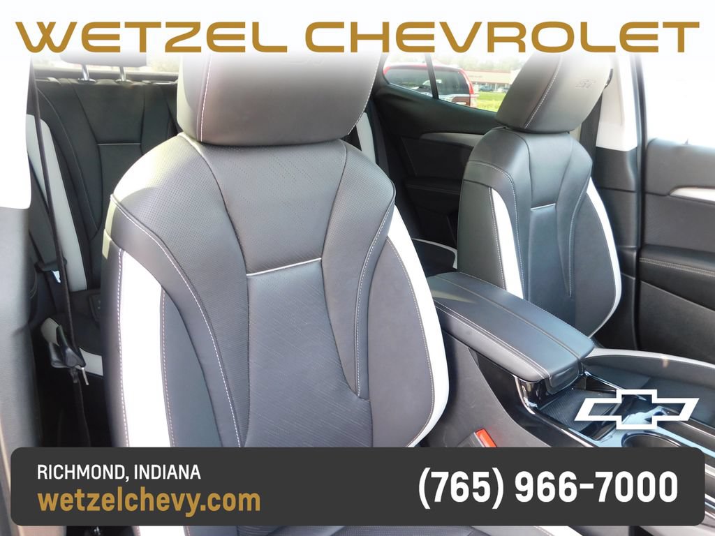Used 2025 Buick Envision Sport Touring AWD/4WD image 19