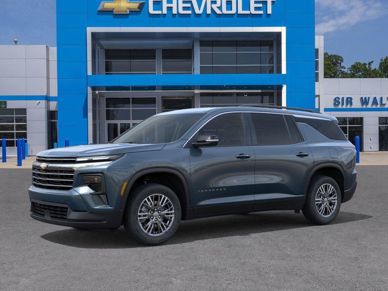 New 2026 Chevrolet Traverse LT w/ Driver Confidence Package FWD video 2