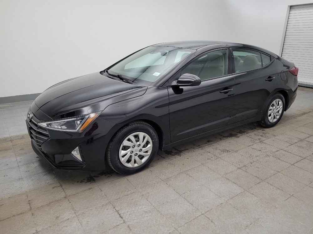 Used 2020 Hyundai Elantra SE image 2