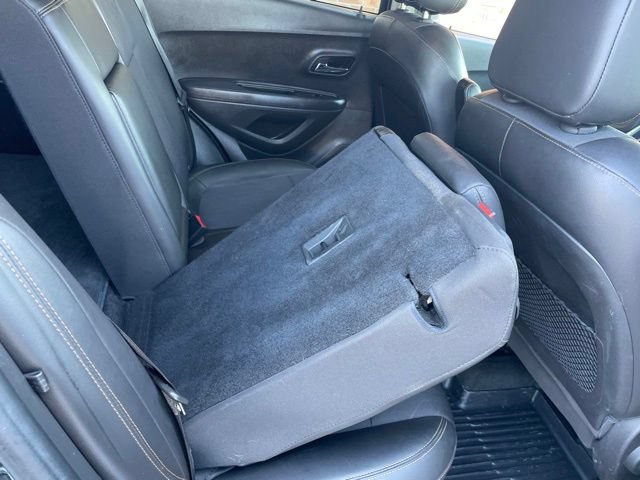 Used 2020 Chevrolet Trax LT w/ Driver Confidence Package FWD image 45