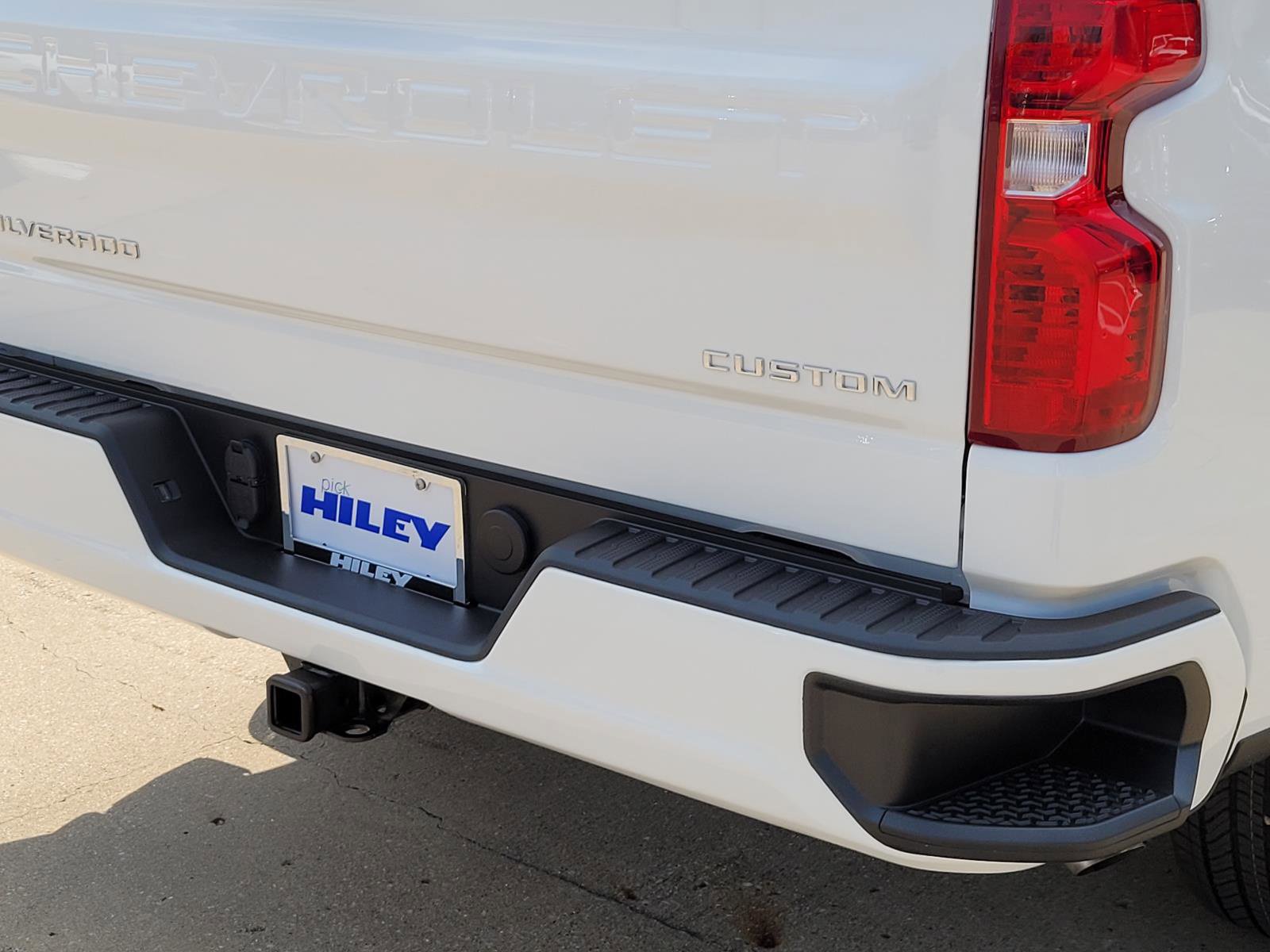 New 2026 Chevrolet Silverado 1500 Custom RWD image 4