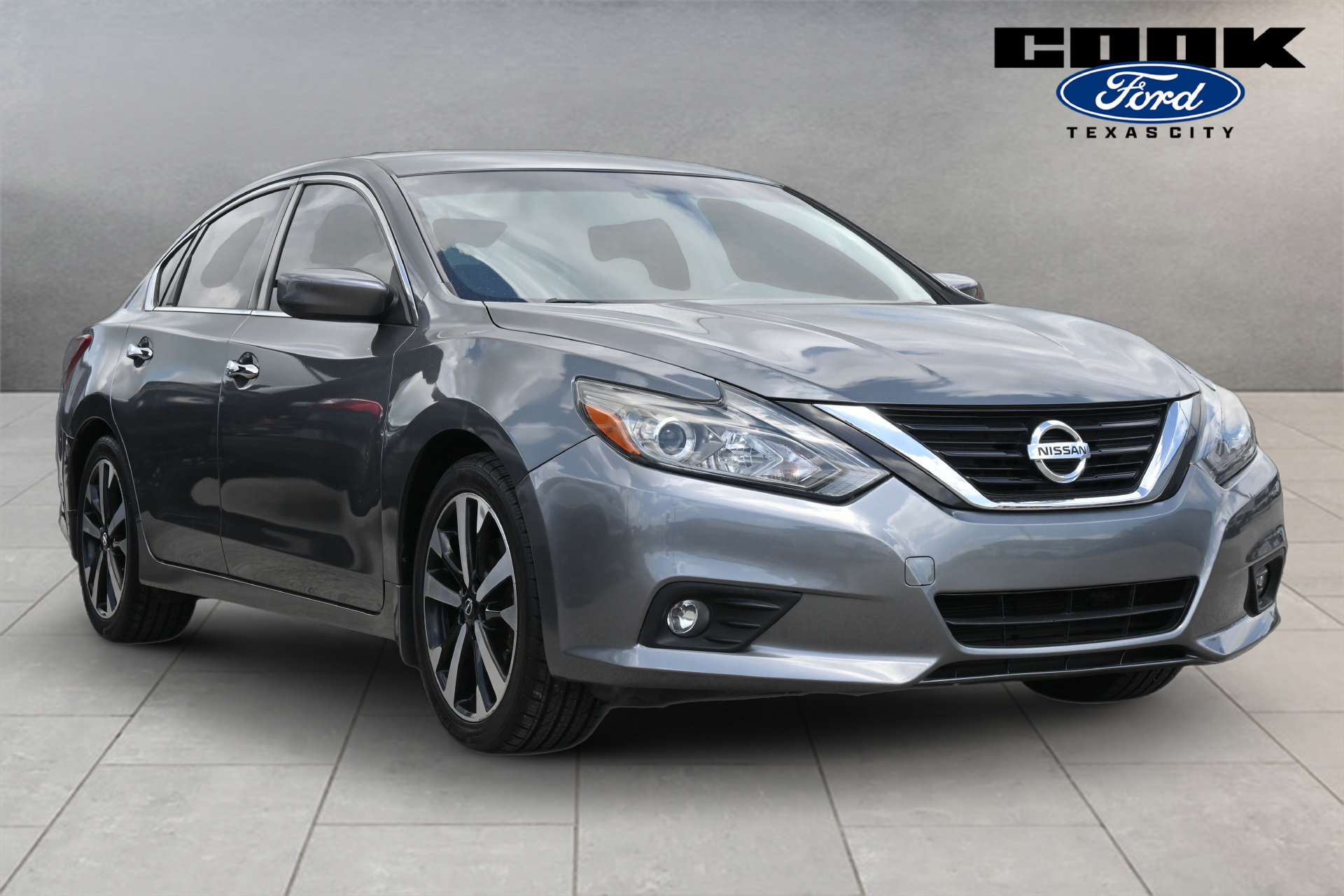 Used 2018 Nissan Altima 2.5 SR FWD image 2