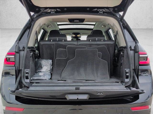 Certified 2026 BMW X7 xDrive40i AWD/4WD image 6