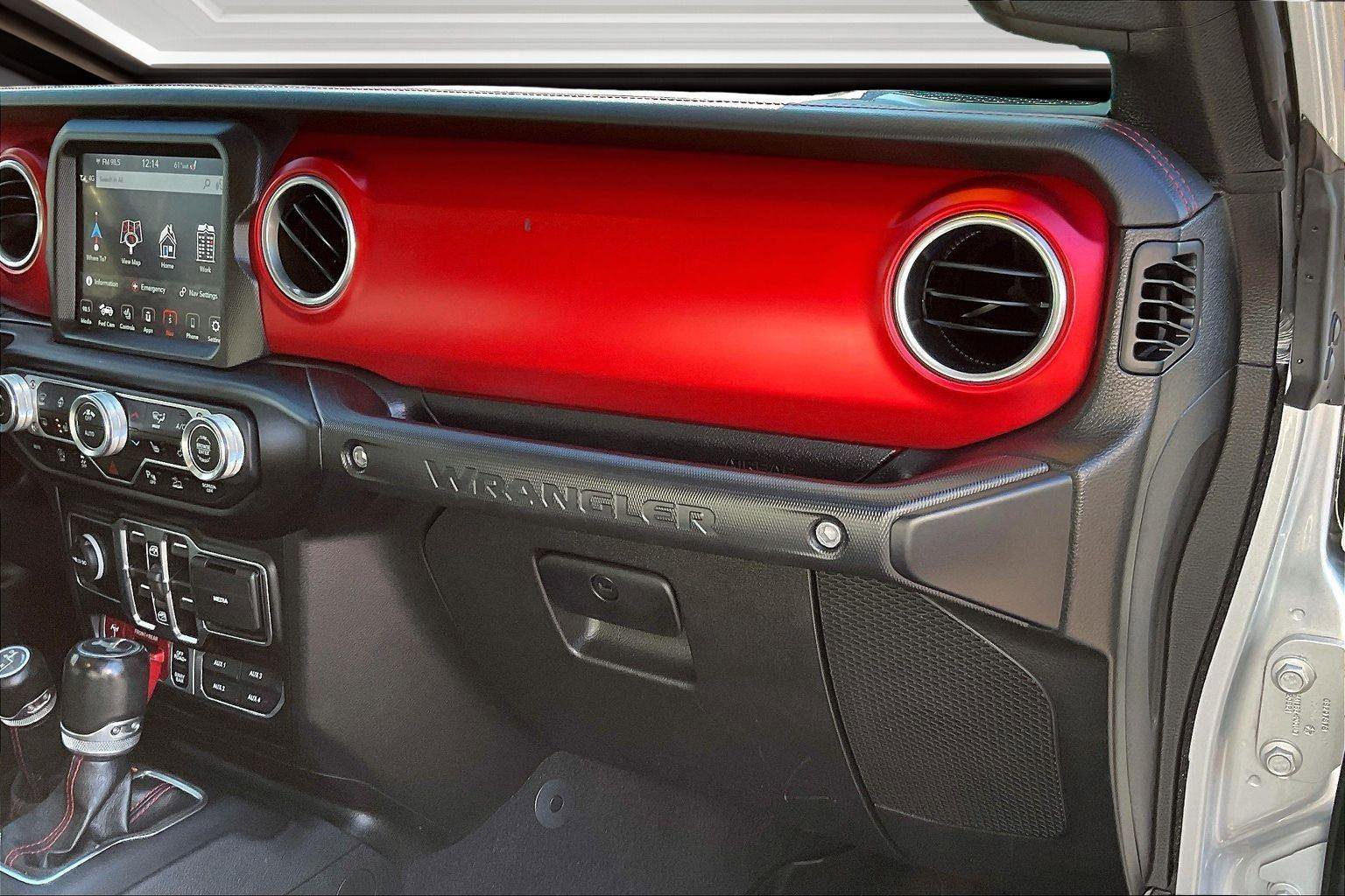 Used 2022 Jeep Wrangler Unlimited Rubicon w/ Steel Bumper Group image 16