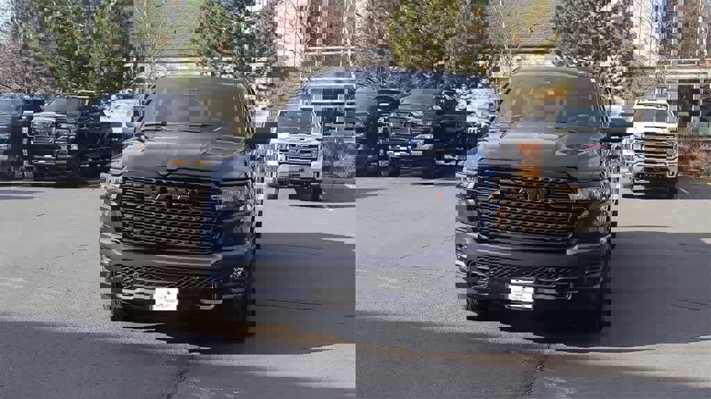 Used 2025 RAM 1500 Tradesman w/ Night Edition image 4