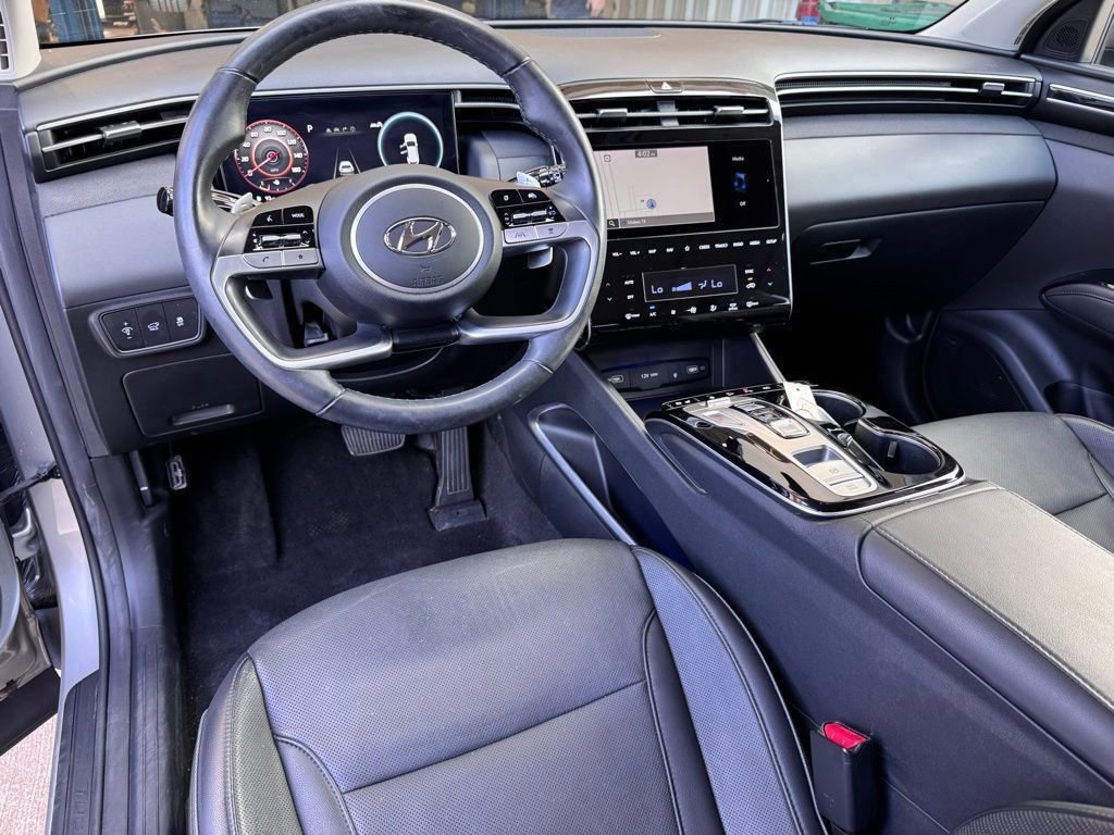 Used 2023 Hyundai Tucson Limited image 2