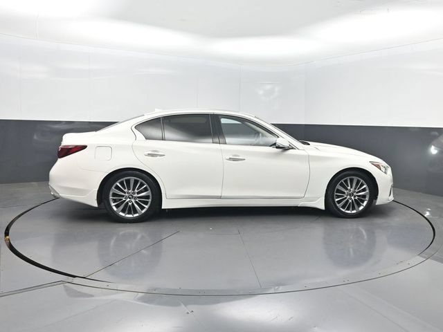 Used 2019 INFINITI Q50 Luxe w/ Essential Package (3.0T Luxe) RWD image 7