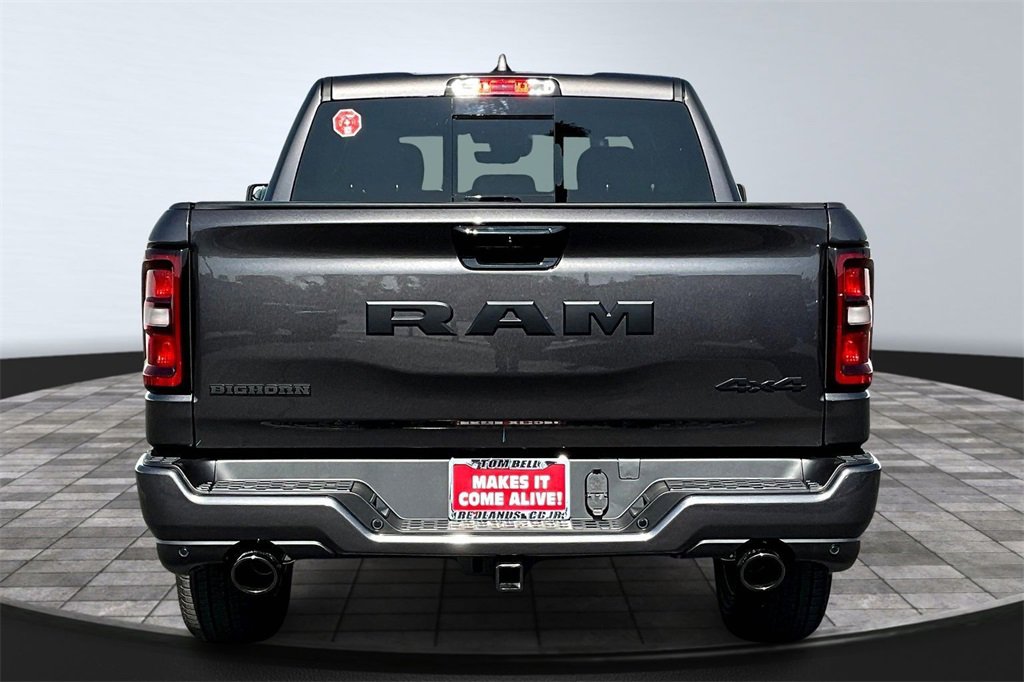 New 2026 RAM 1500 4x4 Crew Cab image 4