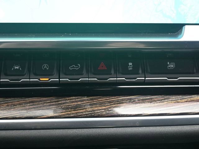 Used 2023 GMC Sierra 1500 SLE w/ LPO, GMC Protection Package image 18