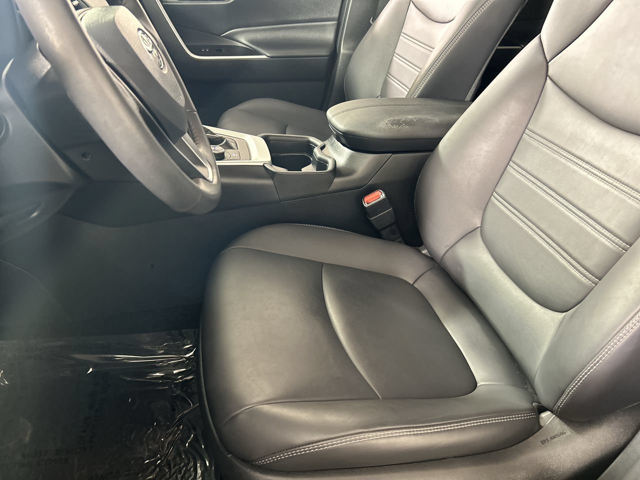 Used 2021 Toyota RAV4 XLE Premium AWD/4WD image 22