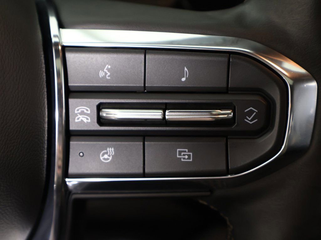 Used 2023 GMC Canyon Denali image 47