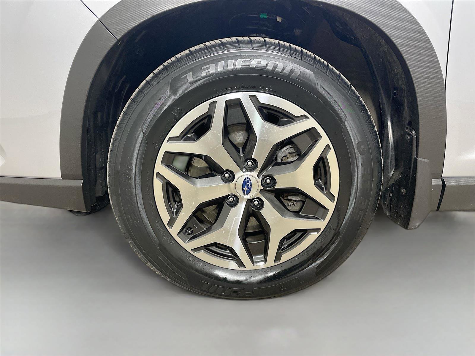 Used 2023 Subaru Forester Premium AWD/4WD image 29