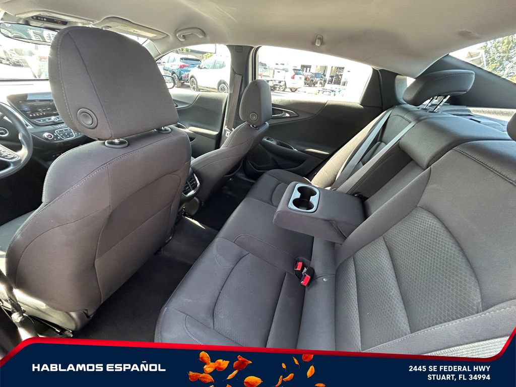 Used 2025 Chevrolet Malibu LT FWD image 12