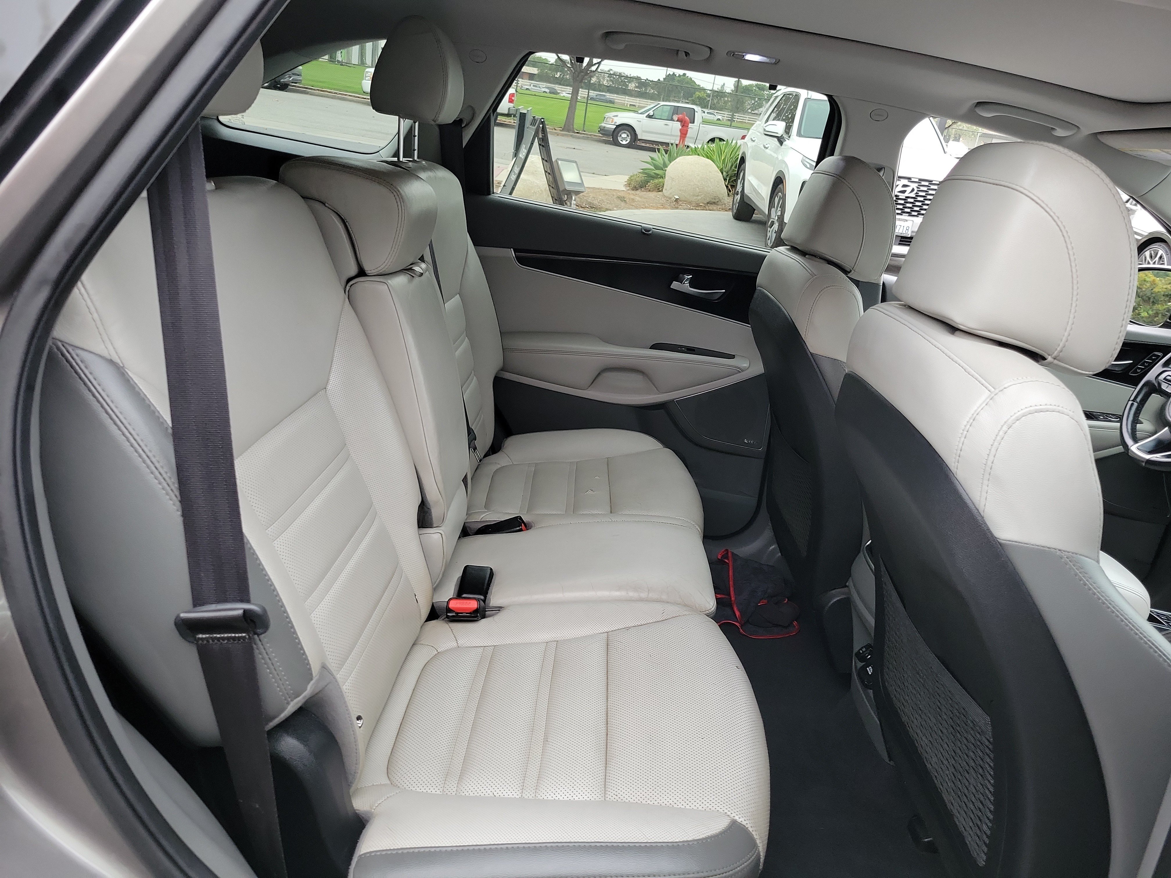 Used 2017 Kia Sorento SX AWD/4WD image 22