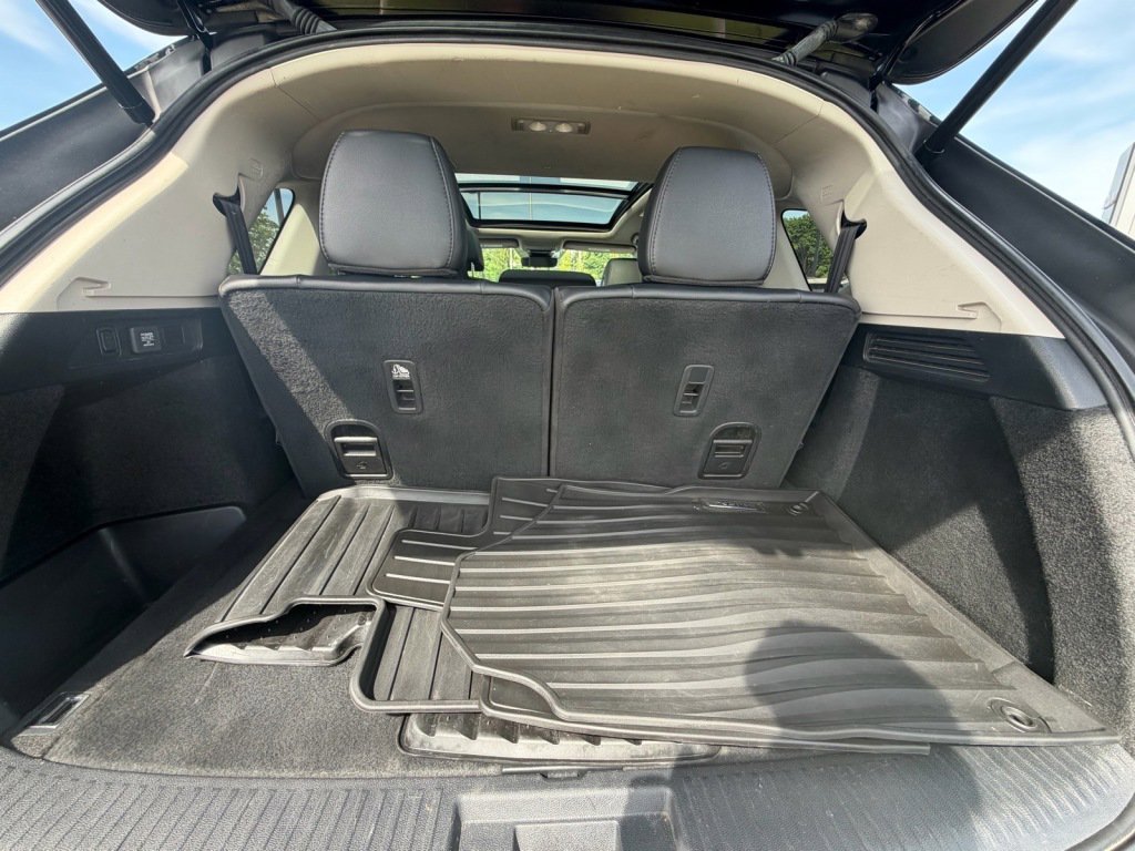 Used 2022 Acura MDX SH-AWD image 5